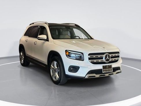 Certified 2022 Mercedes-Benz GLB 250 4MATIC image 5