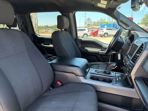 Used 2017 Ford F150 XLT w/ Equipment Group 302A Luxury image 16