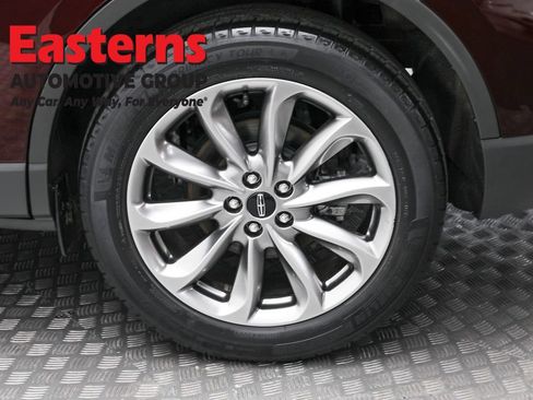 Used 2021 Lincoln Corsair FWD w/ Premium Package image 8