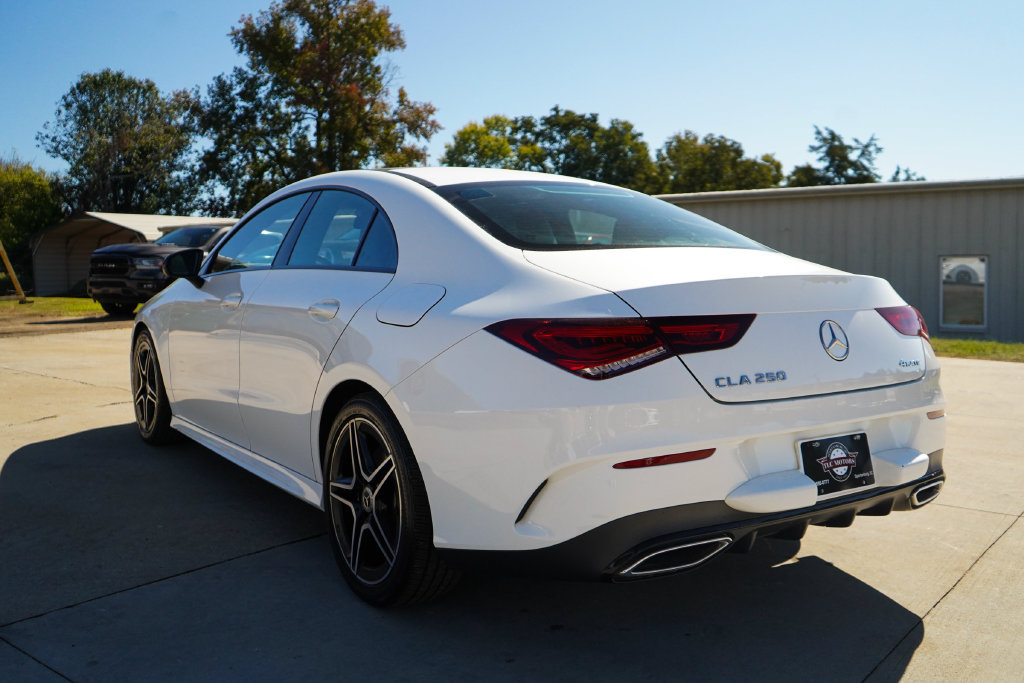 Used 2022 Mercedes-Benz CLA 250 4MATIC image 4