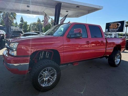 Used 2003 Chevrolet Silverado 2500 LS w/ Skid Plate Package AWD/4WD image 5
