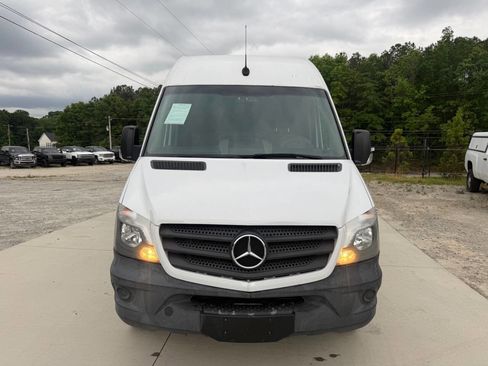 Used 2018 Mercedes-Benz Sprinter 2500 image 23