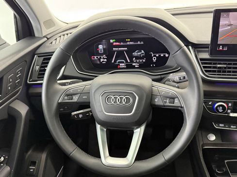 Used 2025 Audi Q5 2.0T Premium Plus image 16