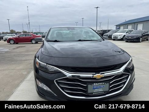 Used 2022 Chevrolet Malibu LT FWD image 4