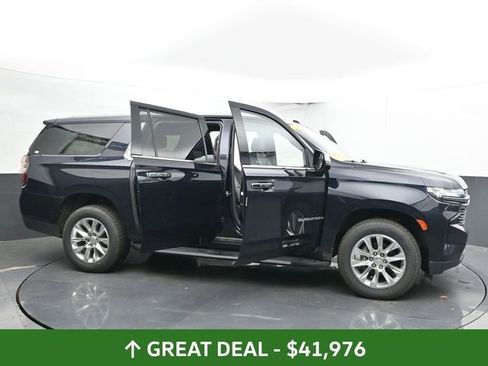 Used 2023 Chevrolet Suburban Premier image 41