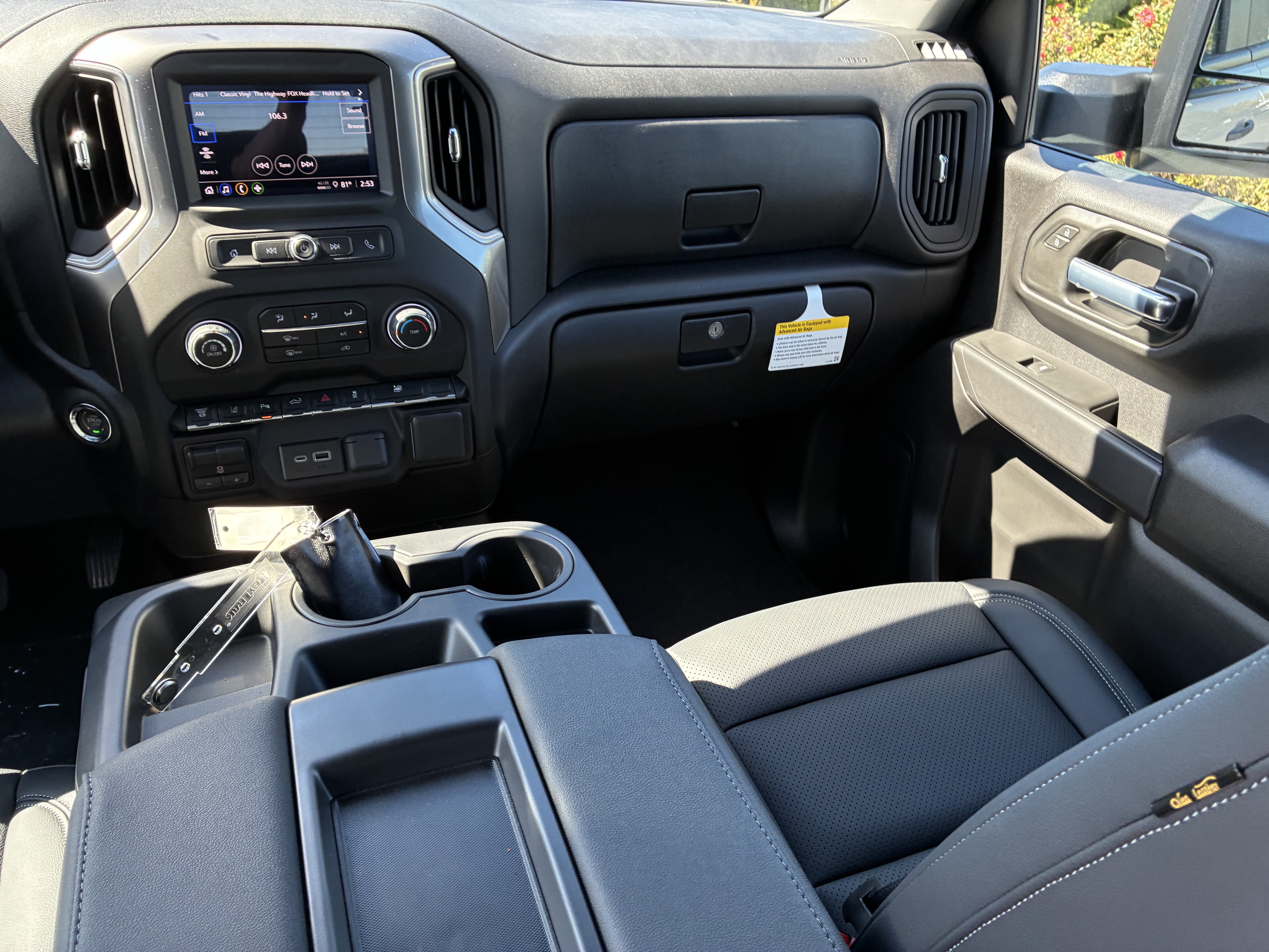 New 2026 Chevrolet Silverado 2500 Custom w/ Custom Value Package AWD/4WD image 21