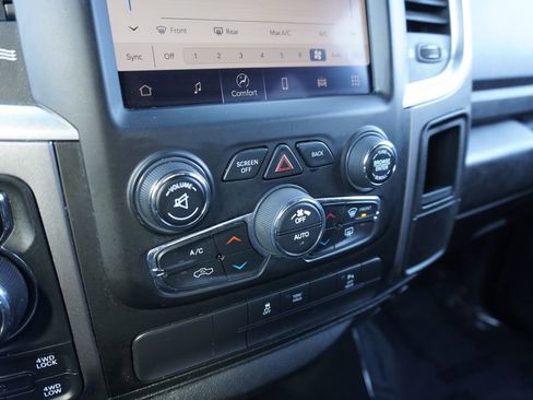 Used 2022 RAM 1500 Classic Warlock w/ Electronics Group image 17