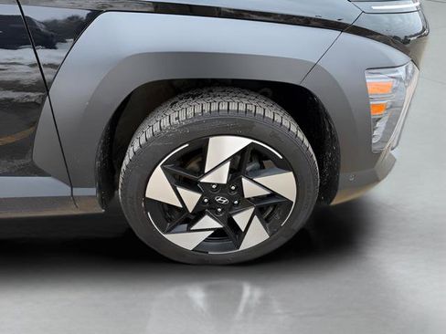 Used 2024 Hyundai Kona Limited AWD/4WD image 28