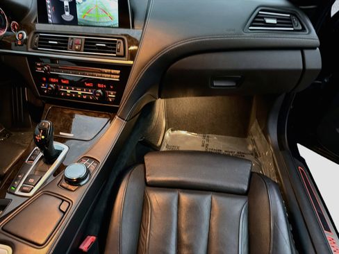 Used 2018 BMW 650i Convertible RWD image 17
