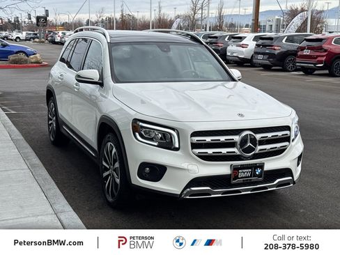 Used 2022 Mercedes-Benz GLB 250 4MATIC image 10