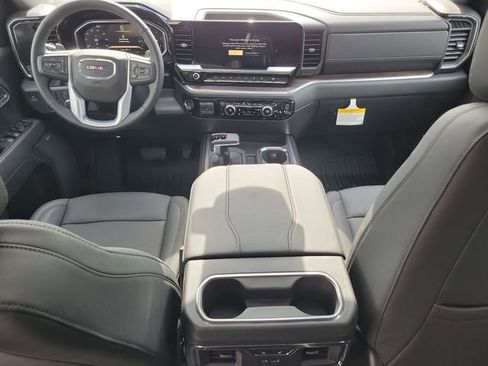 New 2026 GMC Sierra 1500 SLT AWD/4WD image 9