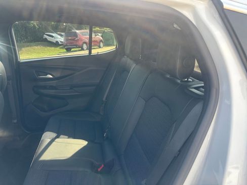 Used 2025 Buick Envista Sport Touring FWD image 24