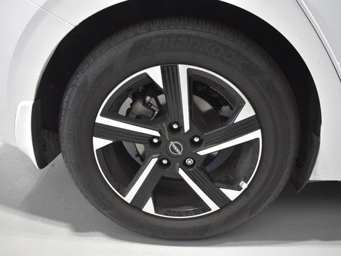 Certified 2025 Nissan Sentra SV w/ All-Weather Package FWD image 10