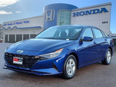 Used 2023 Hyundai Elantra SE