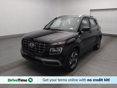 Used 2025 Hyundai Venue SEL