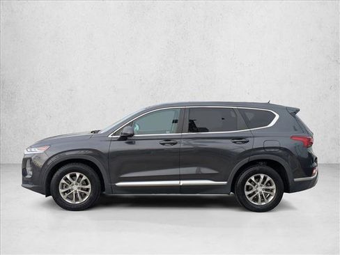 Used 2020 Hyundai Santa Fe SE image 9