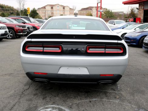 Used 2023 Dodge Challenger R/T image 3
