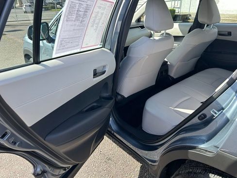 Certified 2025 Toyota Corolla Cross L image 11