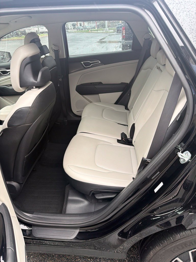 Used 2024 Kia Sportage EX FWD image 9