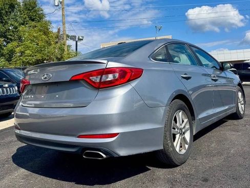 Used 2016 Hyundai Sonata SE FWD image 2