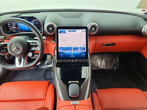 Used 2025 Mercedes-Benz SL 43 AMG w/ Driver Assistance Package image 19