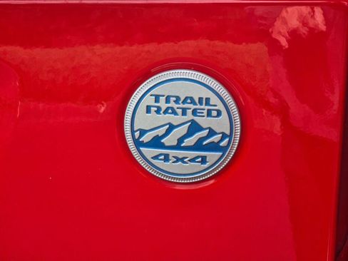 Used 2024 Jeep Wrangler Unlimited Sahara image 13