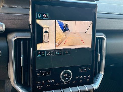 New 2026 GMC Acadia Denali Ultimate image 9