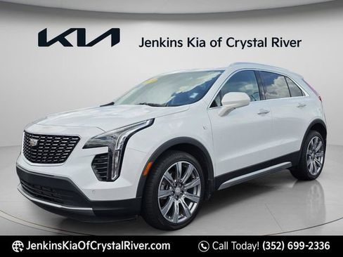 Used 2020 Cadillac XT4 Premium Luxury w/ Driver Assist Package FWD image 16