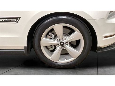 Used 2011 Ford Mustang GT Premium w/ 402A Rapid Spec Order Code image 19