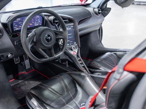 Used 2021 McLaren 765LT image 51