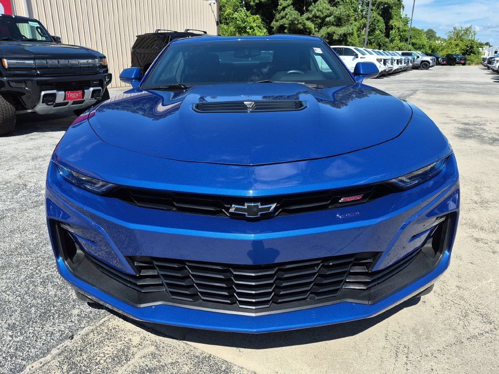 Used 2021 Chevrolet Camaro SS RWD image 6