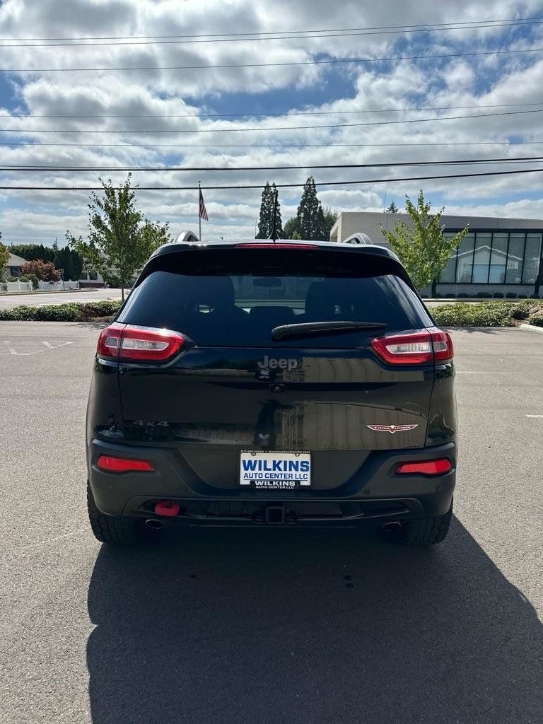 Used 2017 Jeep Cherokee Trailhawk w/ Comfort & Convenience Group AWD/4WD image 6