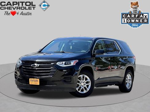 Used 2020 Chevrolet Traverse LS w/ LPO, Black Accent Package FWD image 1
