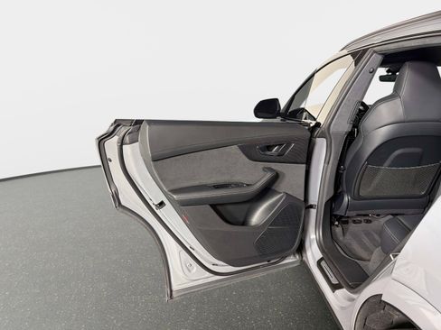 Used 2023 Audi RS Q8 image 28