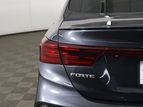 Used 2023 Kia Forte GT-Line w/ GT-Line Premium Package FWD image 16