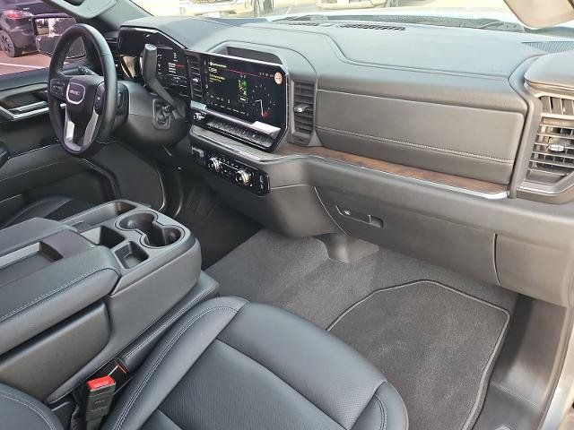 Certified 2025 GMC Sierra 1500 SLT RWD image 26
