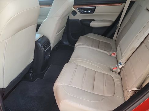 Used 2019 Honda CR-V Touring image 11