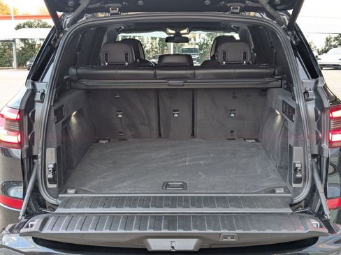 Used 2022 BMW X5 M50i w/ Executive Package image 21