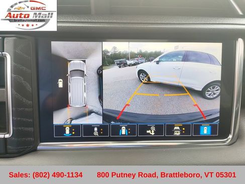 Used 2021 GMC Yukon XL Denali w/ Denali Premium Package AWD/4WD image 21