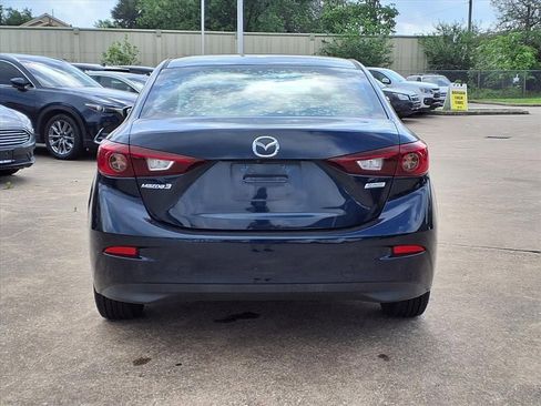 Used 2017 MAZDA MAZDA3 Sport image 8