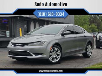 Used 2016 Chrysler 200 Limited image 1
