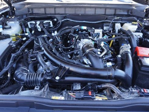 Certified 2025 Ford Bronco Badlands image 24