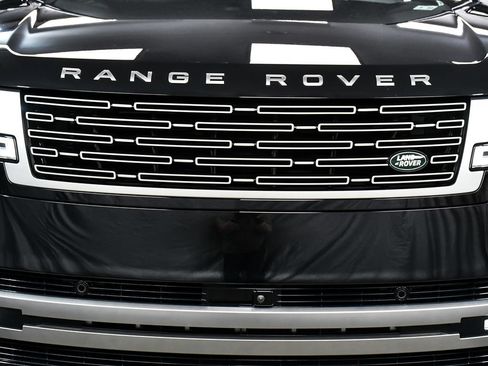 Used 2025 Land Rover Range Rover SE AWD/4WD image 84