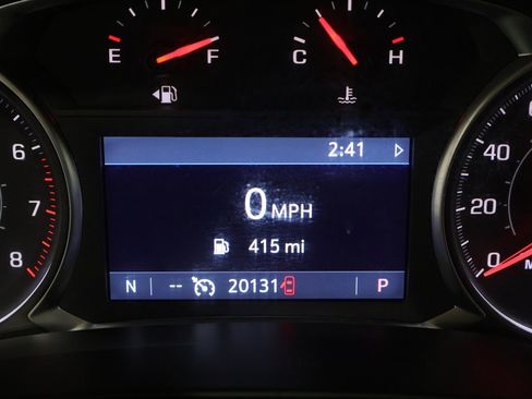 Used 2025 Chevrolet Blazer LT AWD/4WD image 39