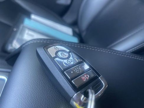 Used 2022 Lincoln Corsair AWD w/ Equipment Group 101A image 64