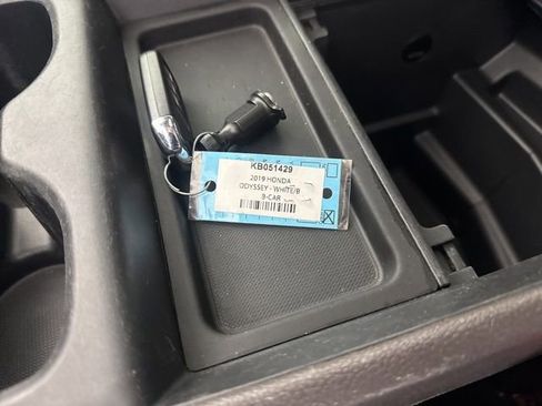 Used 2019 Honda Odyssey Touring image 34