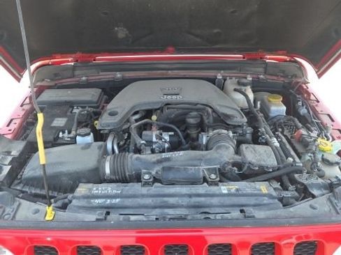 Used 2021 Jeep Wrangler Unlimited Sport AWD/4WD image 46