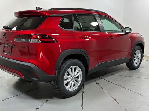 New 2026 Toyota Corolla Cross LE image 5