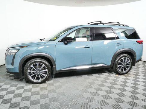 Used 2026 Nissan Pathfinder Platinum w/ Cargo Package FWD image 39