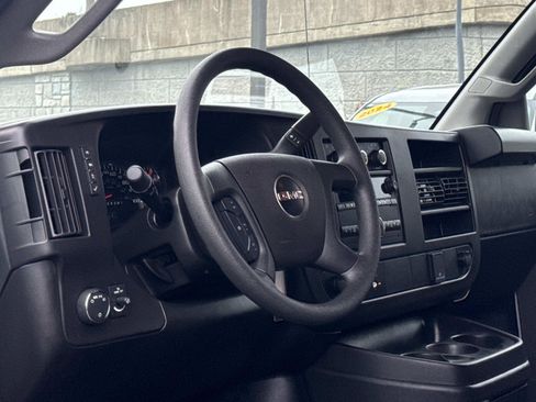 Used 2024 GMC Savana 2500 w/ Driver Convenience Package image 9